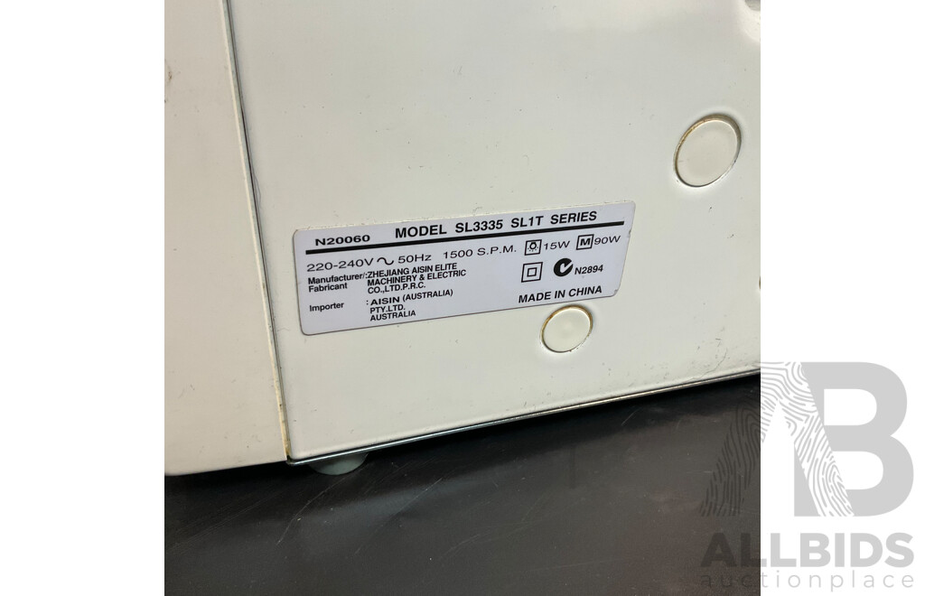 TOYOTA SL3335 Overlock & Brother Star 110 Sewing Machine - Lot of 2