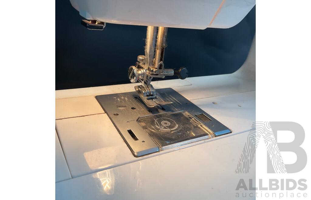 JANOME Overlock My Lock 534D Sewing Machine & My Style 16 - Lot of 2