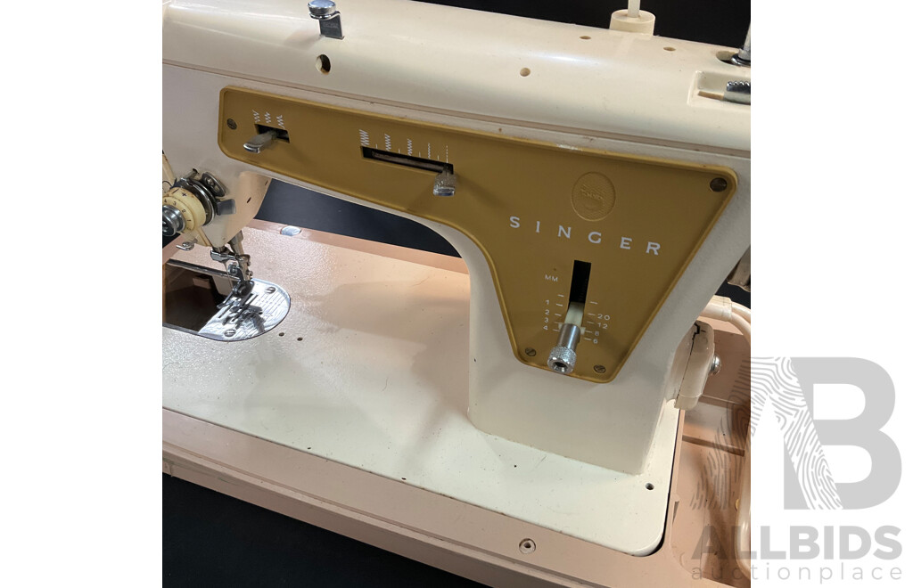 Vintage SINGER Sewing Machines - Deluxe Stylist 518 & Model 237 - Lot of 2