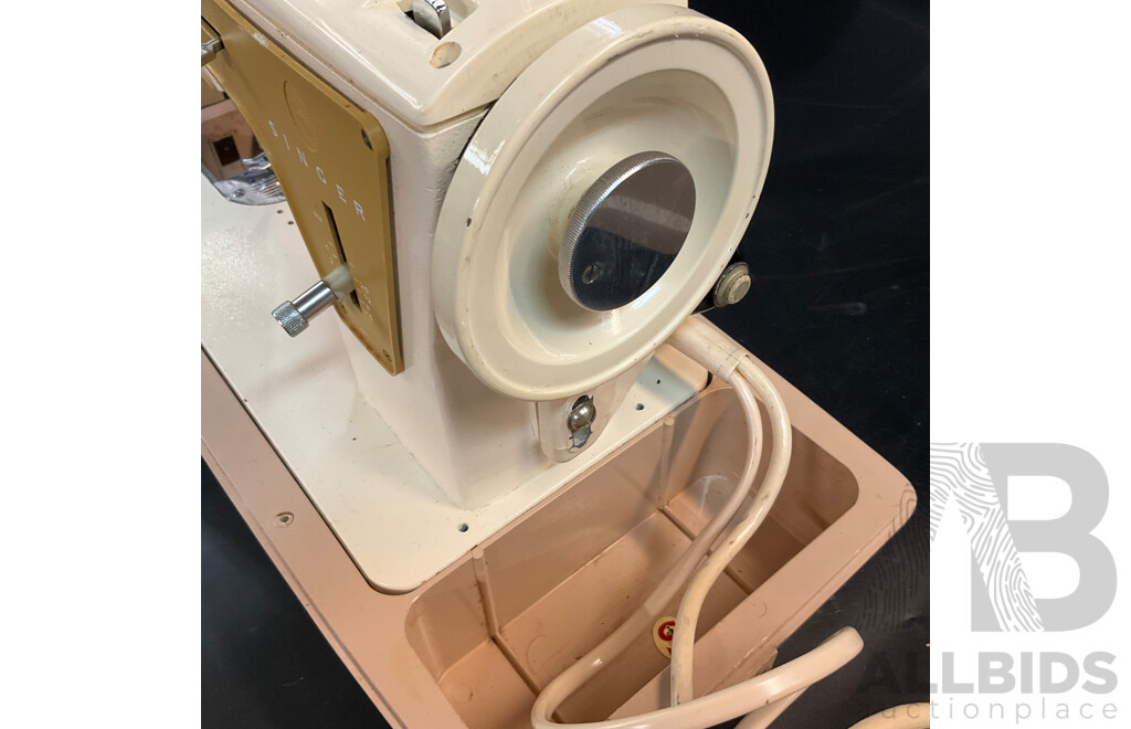 Vintage SINGER Sewing Machines - Deluxe Stylist 518 & Model 237 - Lot of 2