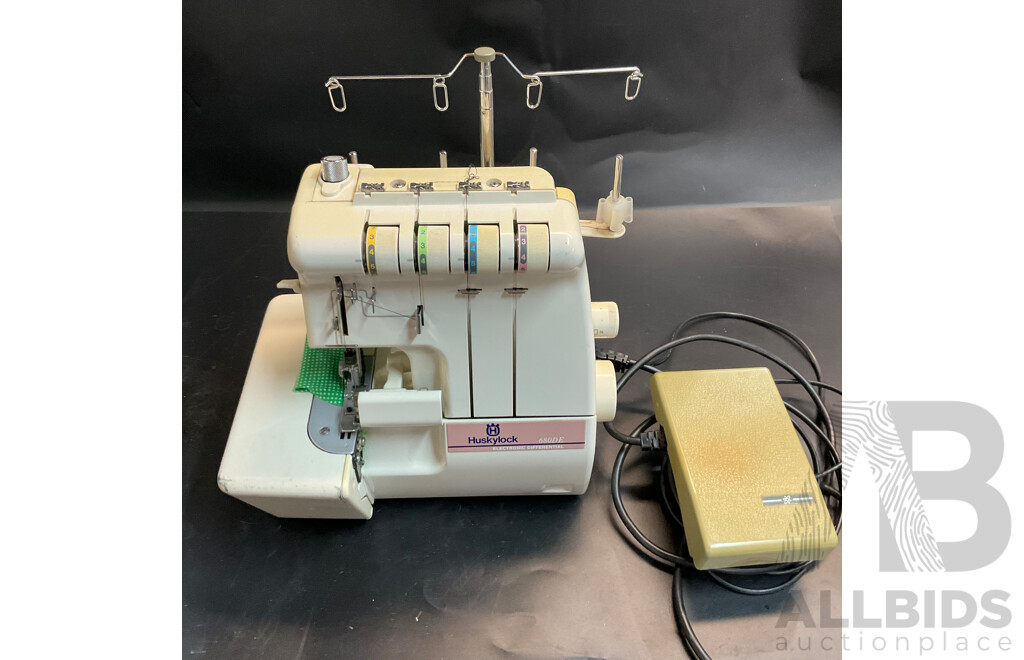 Huskylock 680DE Overlocker Sewing Machines