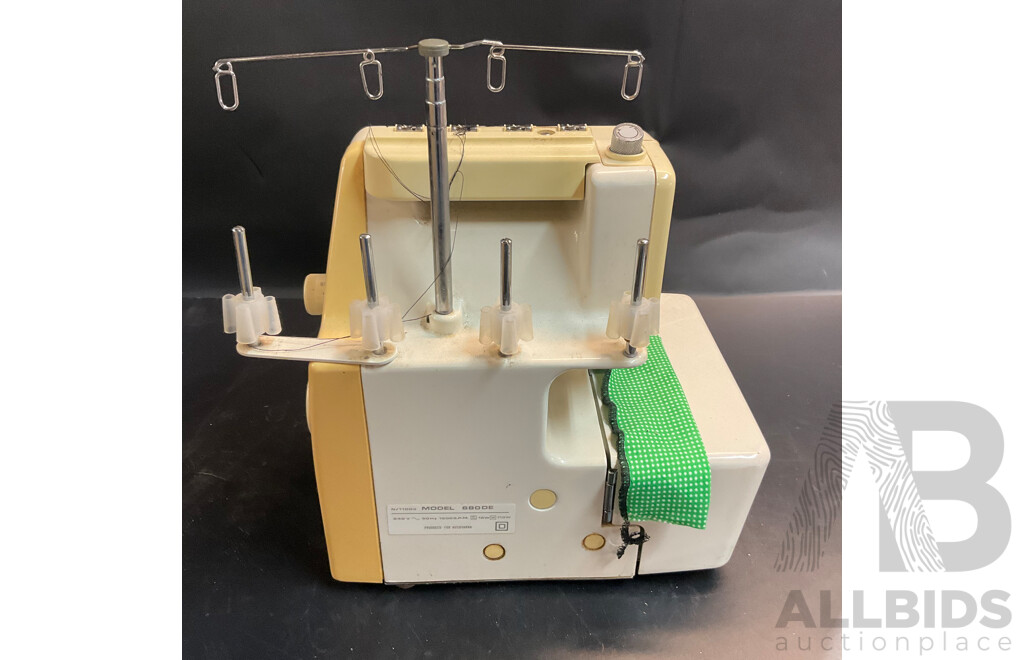 Huskylock 680DE Overlocker Sewing Machines