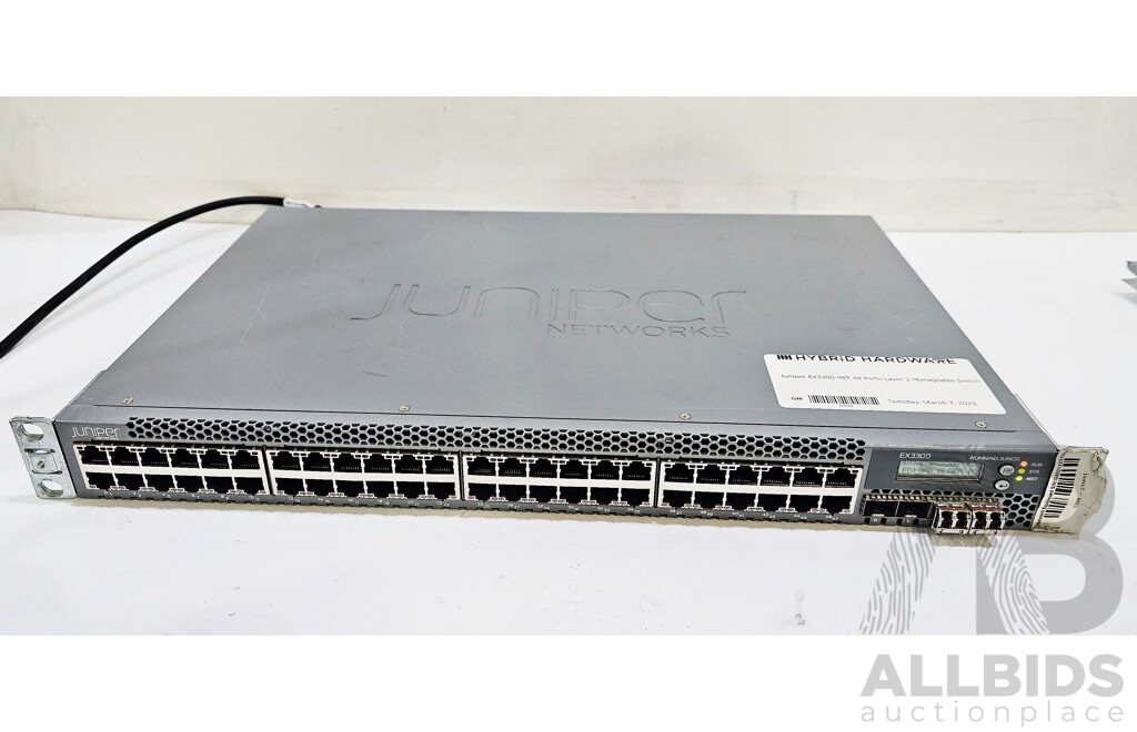 Juniper Networks (EX3300-48T) EX3300 48-Port Gigabit Ethernet Switch