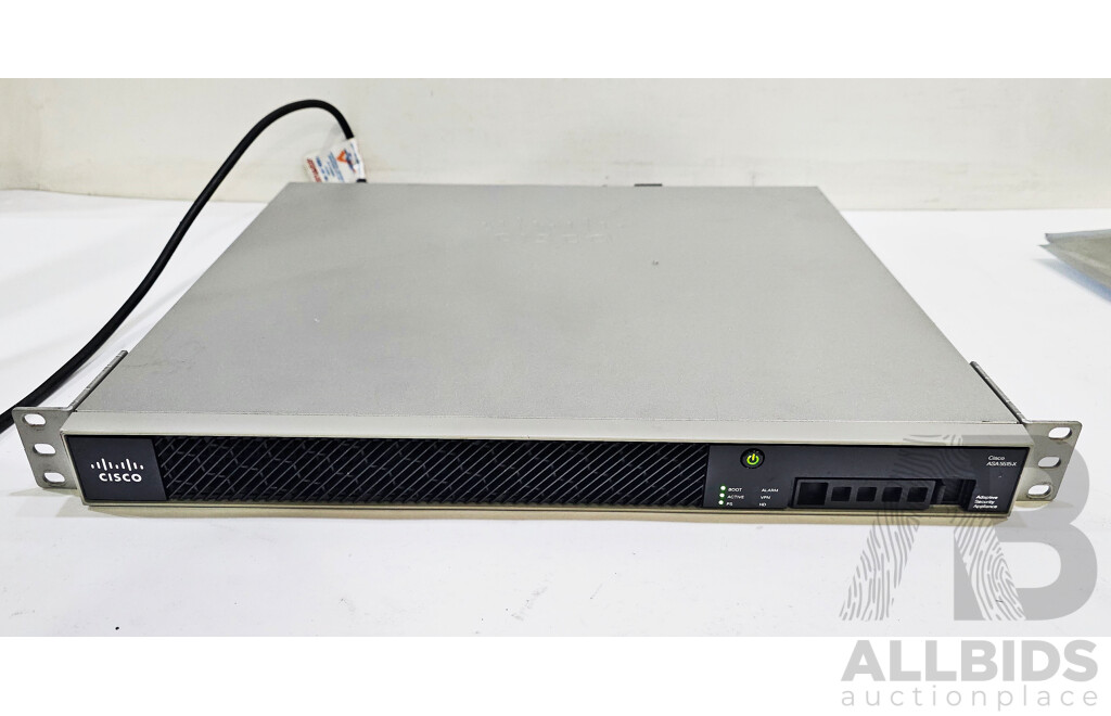 Cisco (ASA5515) ASA 5515-X Adaptive Security Appliance