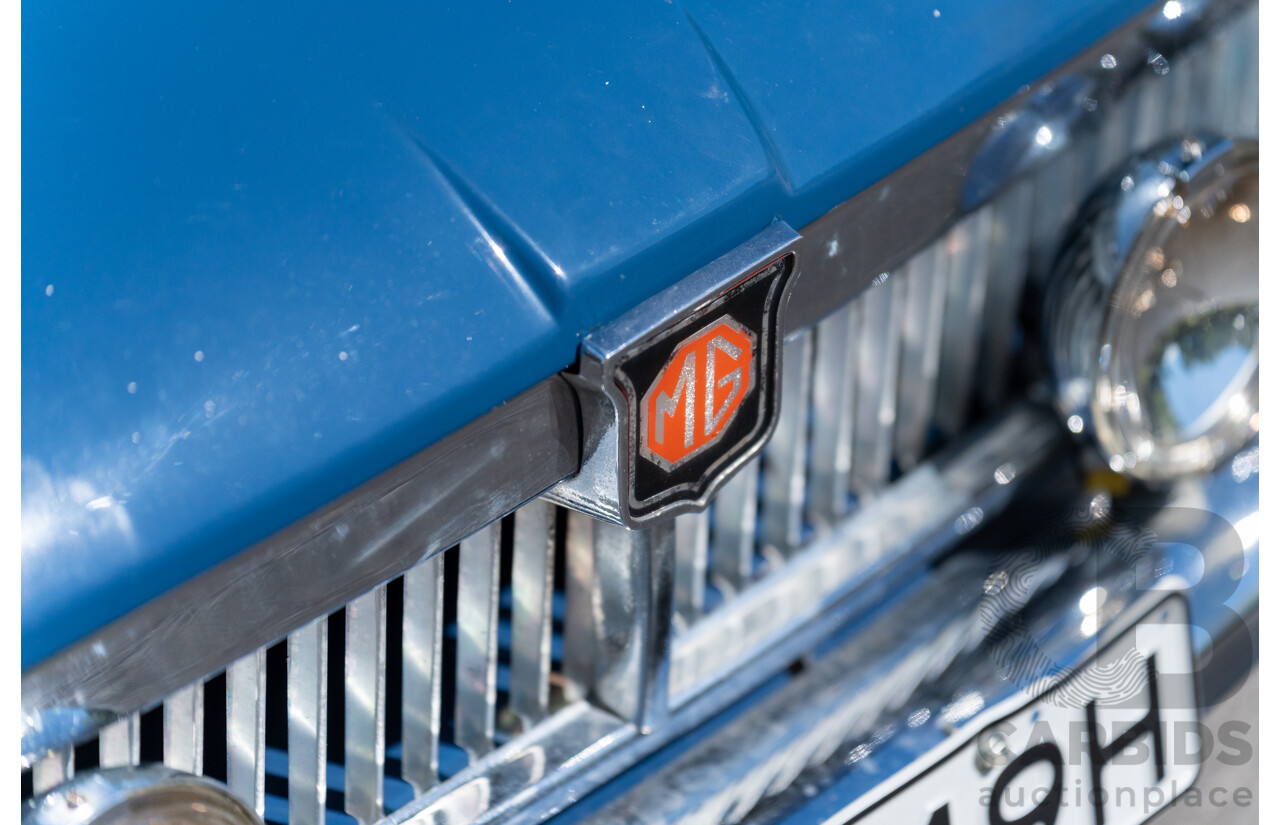 1/1968 M.G. MGB GT 2d Coupe Mineral Blue 1.8L