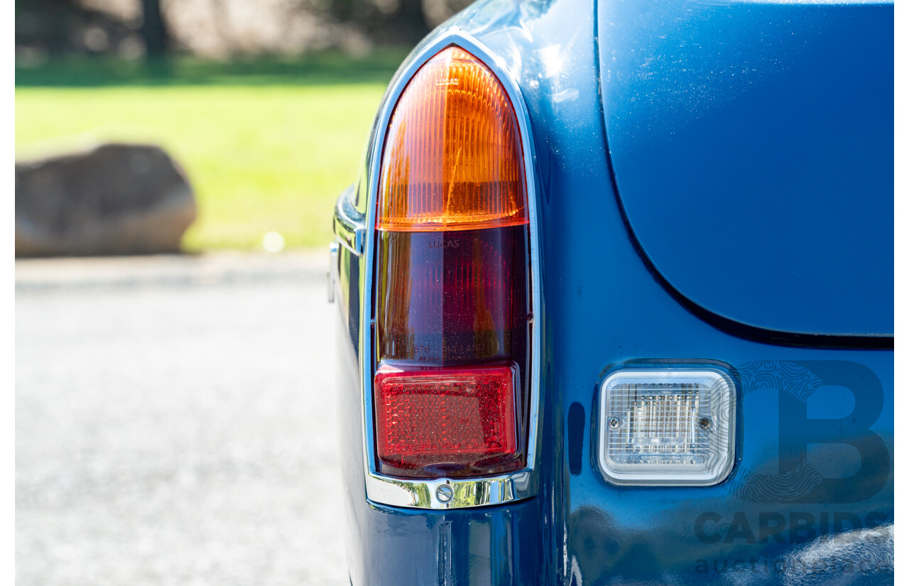 1/1968 M.G. MGB GT 2d Coupe Mineral Blue 1.8L