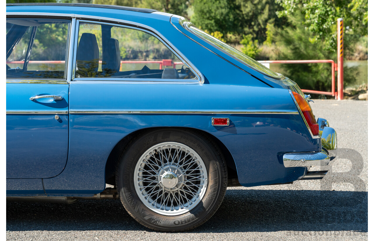 1/1968 M.G. MGB GT 2d Coupe Mineral Blue 1.8L