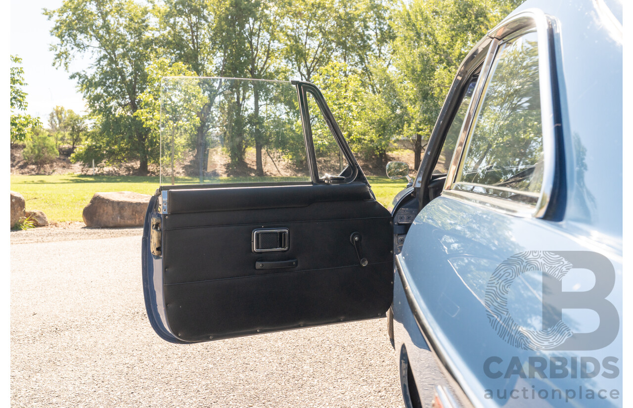 1/1968 M.G. MGB GT 2d Coupe Mineral Blue 1.8L