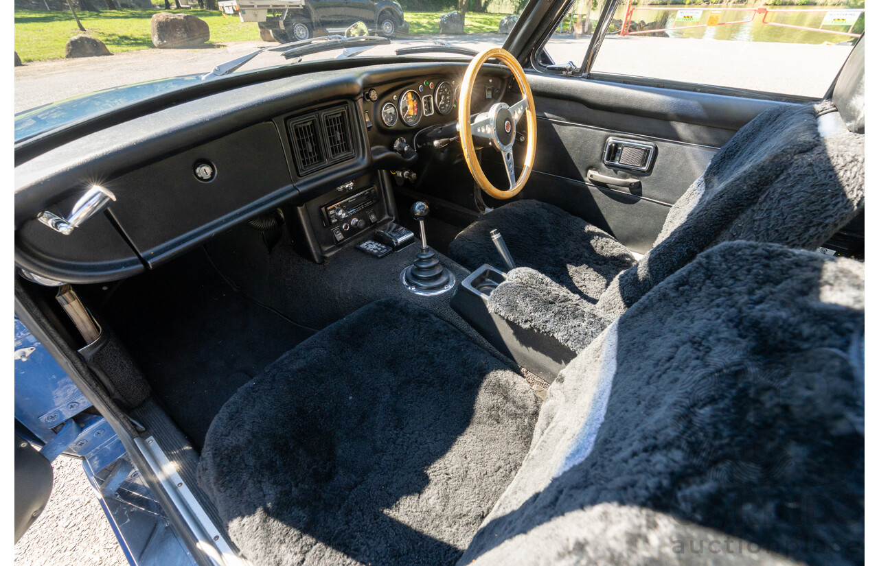 1/1968 M.G. MGB GT 2d Coupe Mineral Blue 1.8L