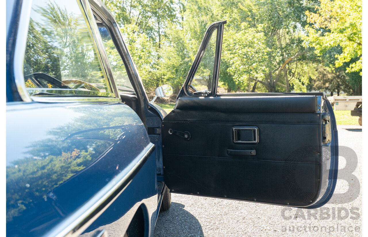 1/1968 M.G. MGB GT 2d Coupe Mineral Blue 1.8L