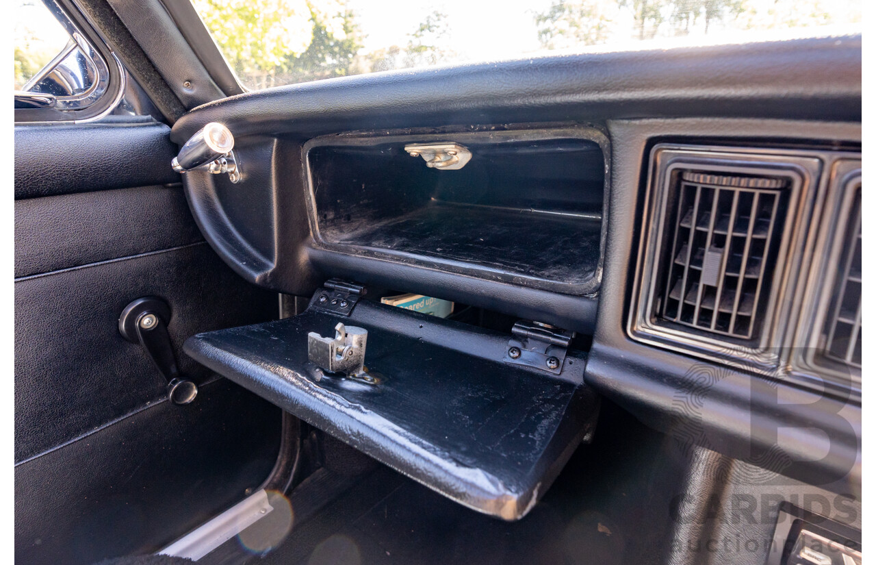 1/1968 M.G. MGB GT 2d Coupe Mineral Blue 1.8L