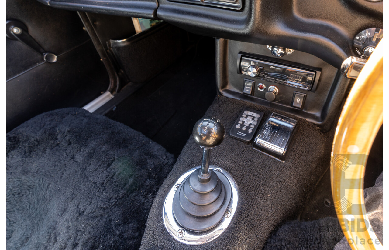 1/1968 M.G. MGB GT 2d Coupe Mineral Blue 1.8L