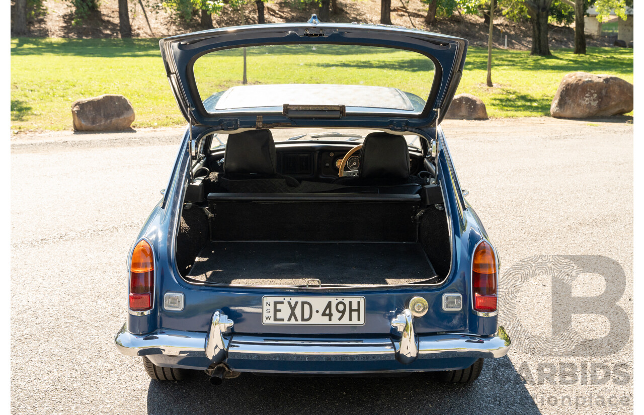 1/1968 M.G. MGB GT 2d Coupe Mineral Blue 1.8L