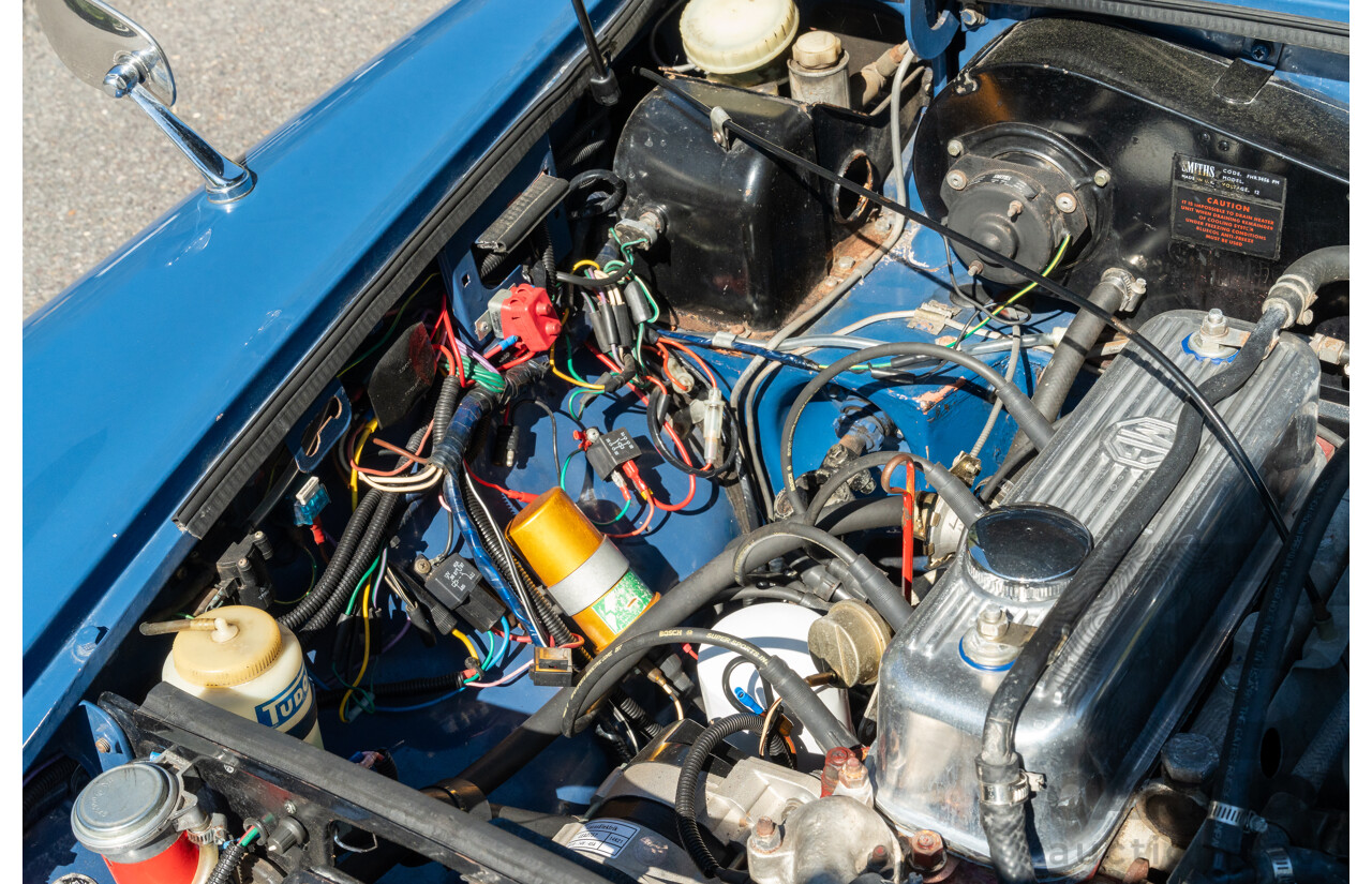 1/1968 M.G. MGB GT 2d Coupe Mineral Blue 1.8L