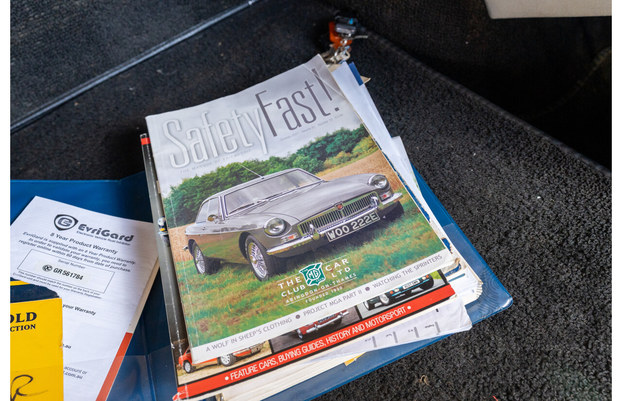 1/1968 M.G. MGB GT 2d Coupe Mineral Blue 1.8L