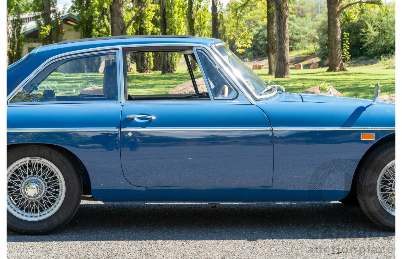 1/1968 M.G. MGB GT 2d Coupe Mineral Blue 1.8L