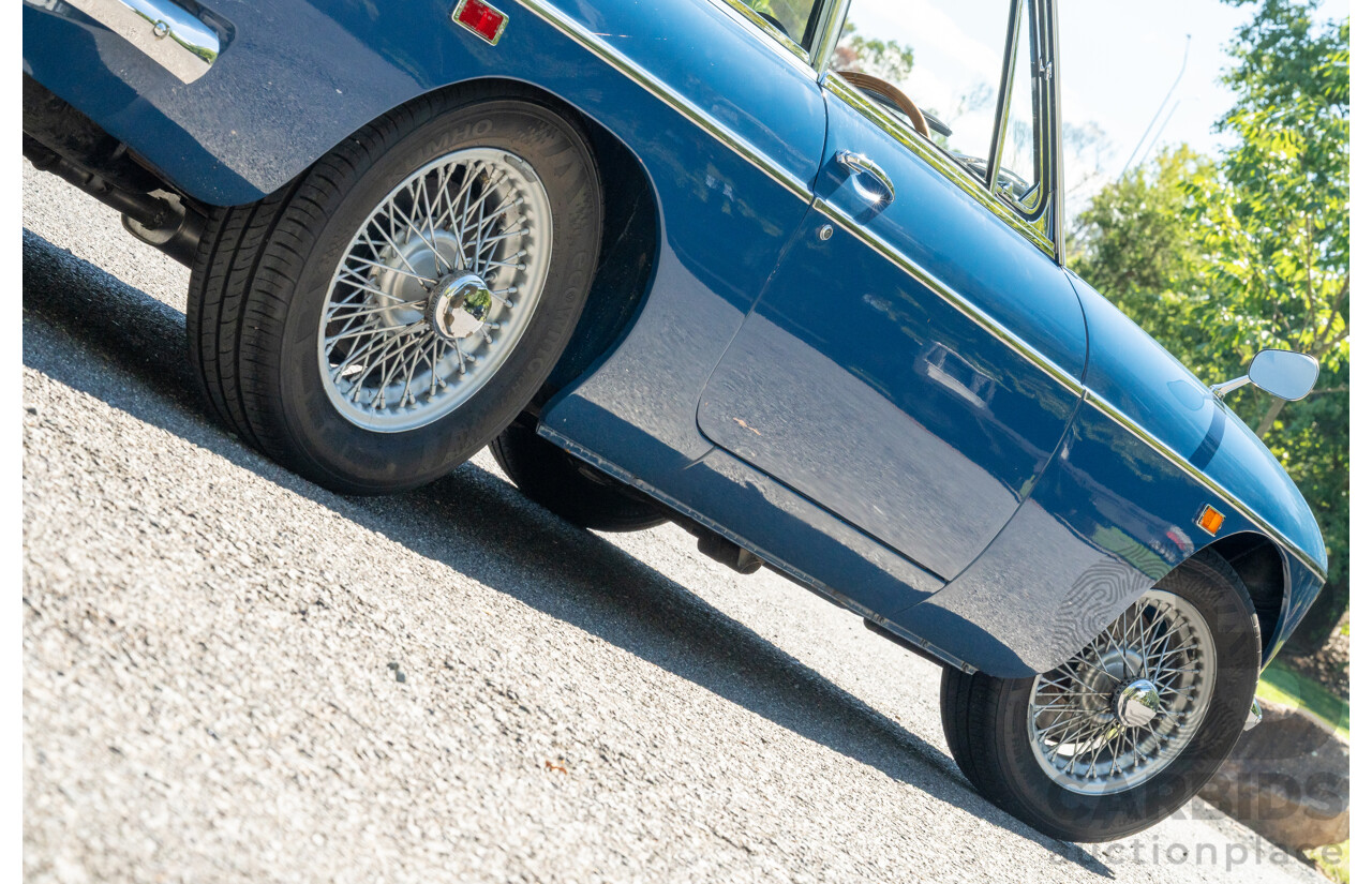 1/1968 M.G. MGB GT 2d Coupe Mineral Blue 1.8L