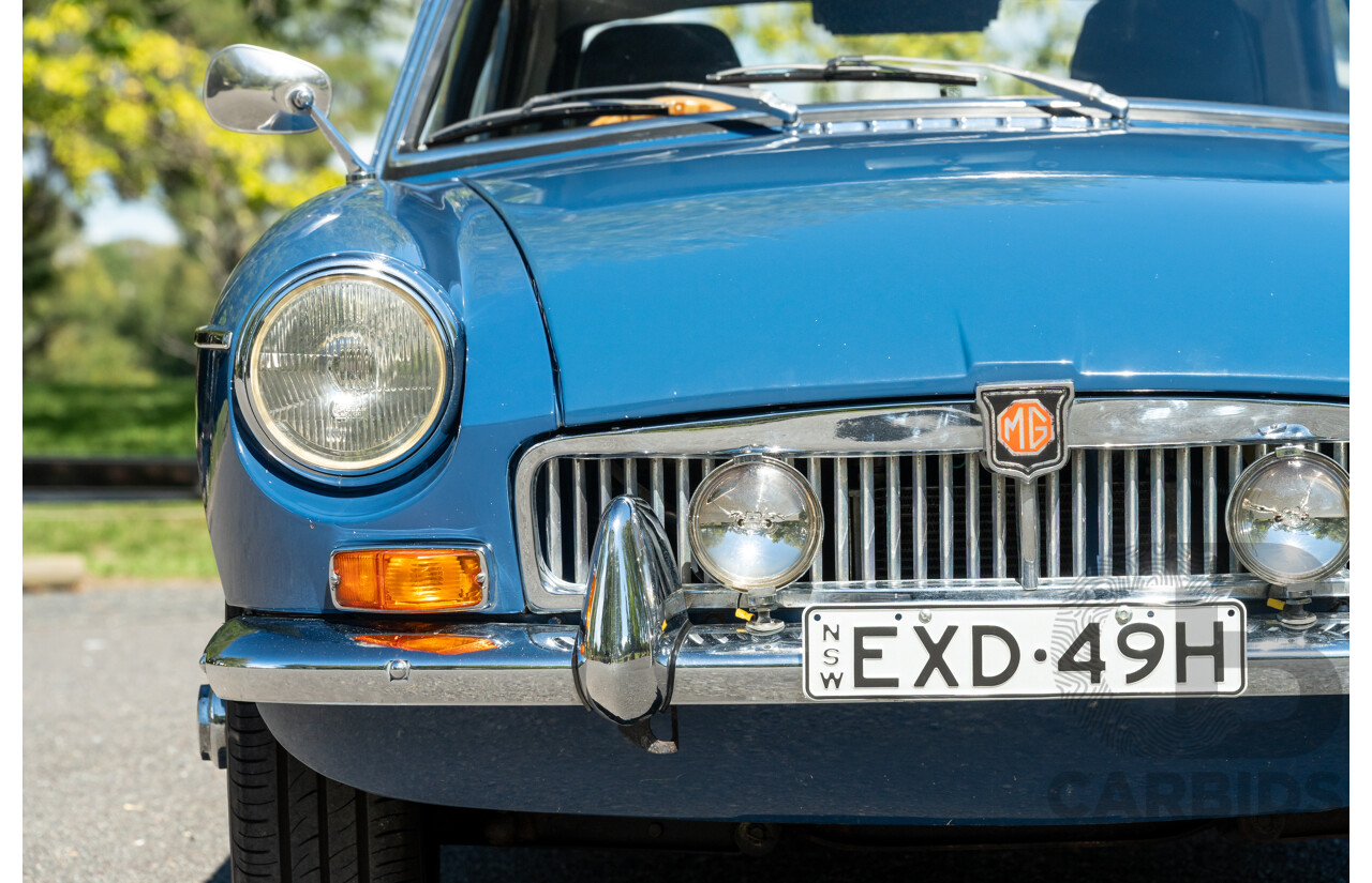 1/1968 M.G. MGB GT 2d Coupe Mineral Blue 1.8L