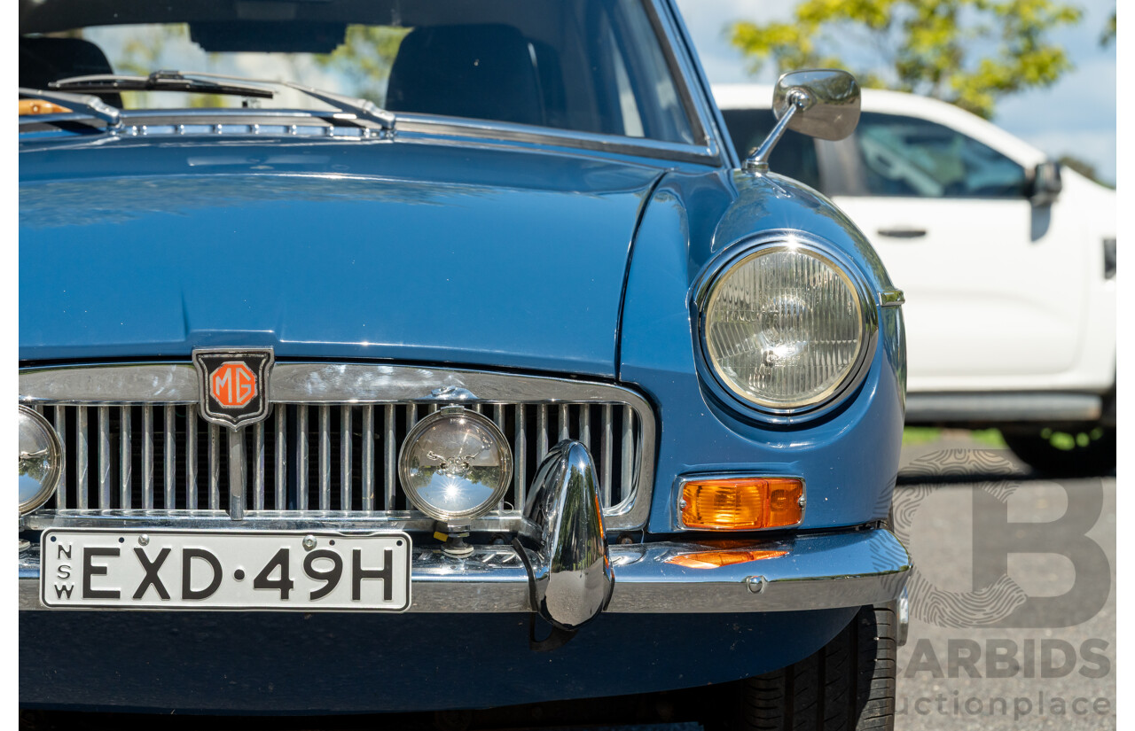 1/1968 M.G. MGB GT 2d Coupe Mineral Blue 1.8L