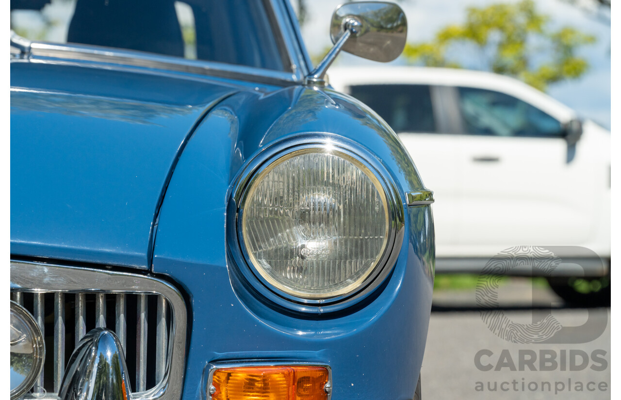 1/1968 M.G. MGB GT 2d Coupe Mineral Blue 1.8L