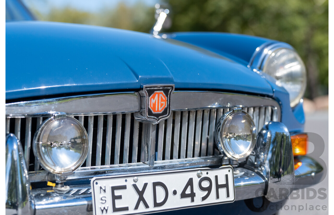 1/1968 M.G. MGB GT 2d Coupe Mineral Blue 1.8L