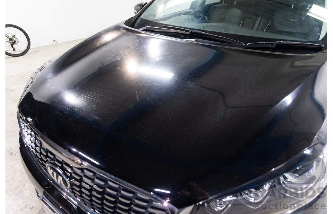 03/2018 Kia Sorento GT-Line (4x4) UM MY18 4d Wagon Aurora Black Pearl Turbo Diesel 2.2L