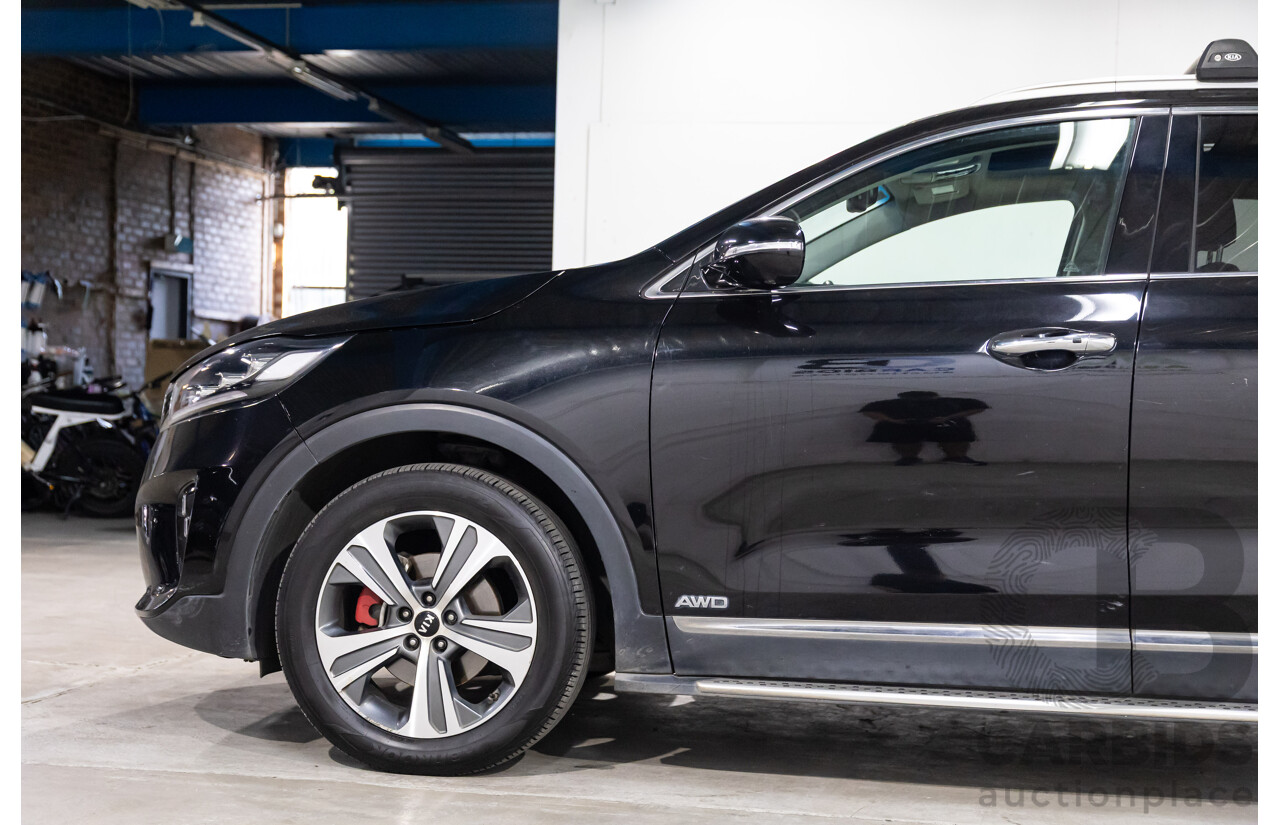 03/2018 Kia Sorento GT-Line (4x4) UM MY18 4d Wagon Aurora Black Pearl Turbo Diesel 2.2L