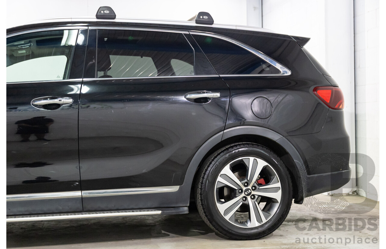 03/2018 Kia Sorento GT-Line (4x4) UM MY18 4d Wagon Aurora Black Pearl Turbo Diesel 2.2L