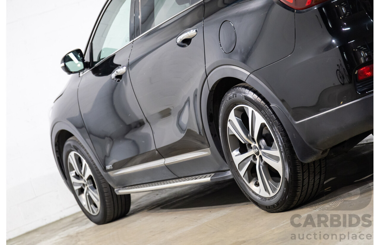 03/2018 Kia Sorento GT-Line (4x4) UM MY18 4d Wagon Aurora Black Pearl Turbo Diesel 2.2L