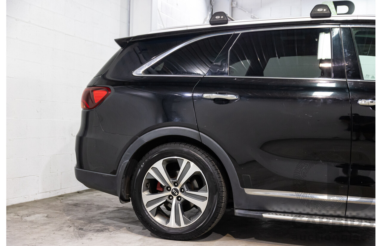 03/2018 Kia Sorento GT-Line (4x4) UM MY18 4d Wagon Aurora Black Pearl Turbo Diesel 2.2L