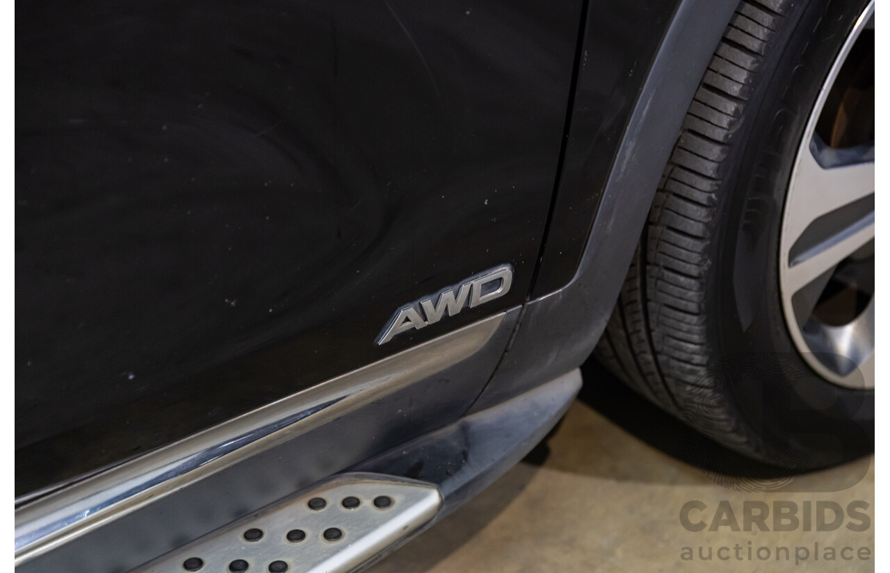 03/2018 Kia Sorento GT-Line (4x4) UM MY18 4d Wagon Aurora Black Pearl Turbo Diesel 2.2L