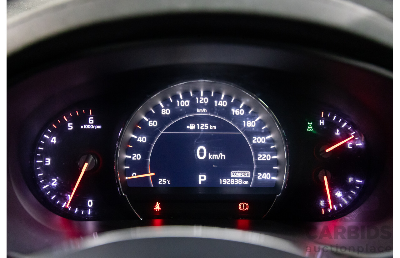 03/2018 Kia Sorento GT-Line (4x4) UM MY18 4d Wagon Aurora Black Pearl Turbo Diesel 2.2L