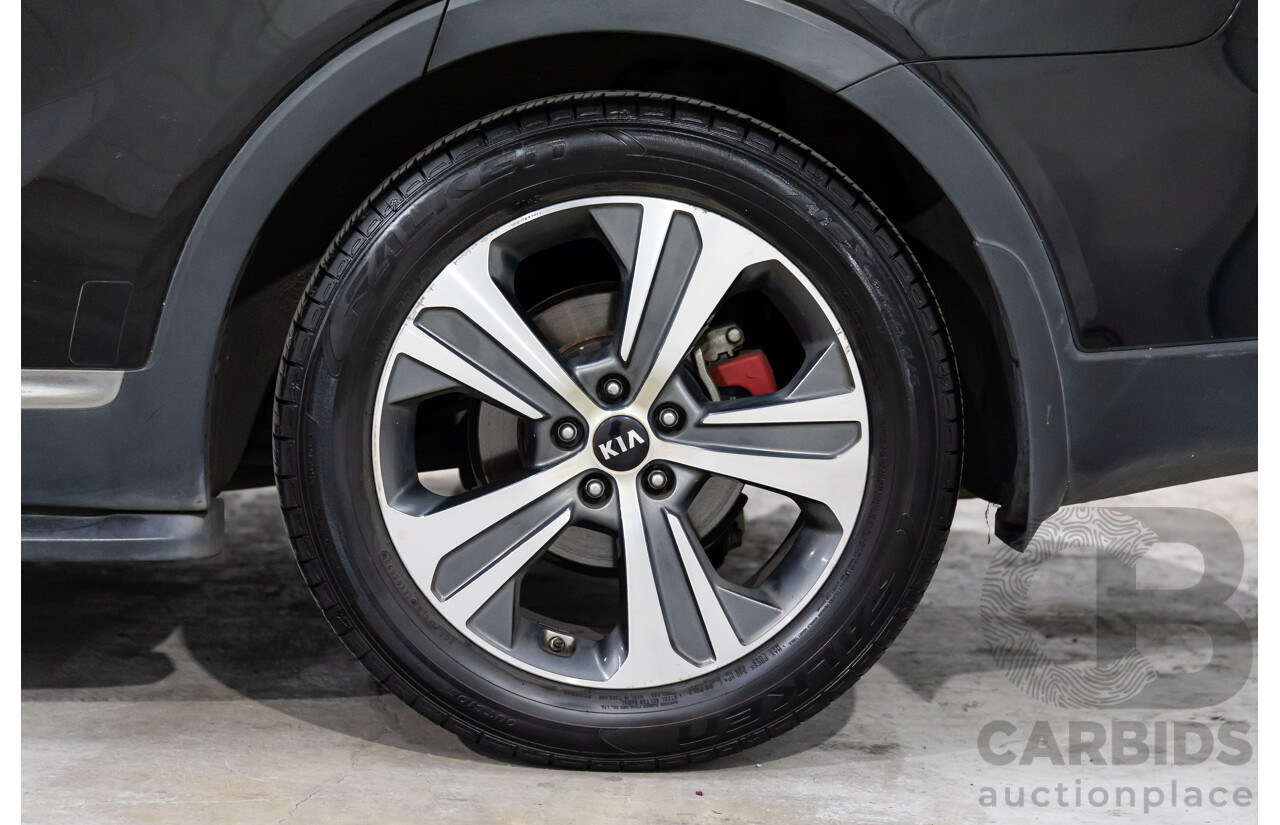 03/2018 Kia Sorento GT-Line (4x4) UM MY18 4d Wagon Aurora Black Pearl Turbo Diesel 2.2L