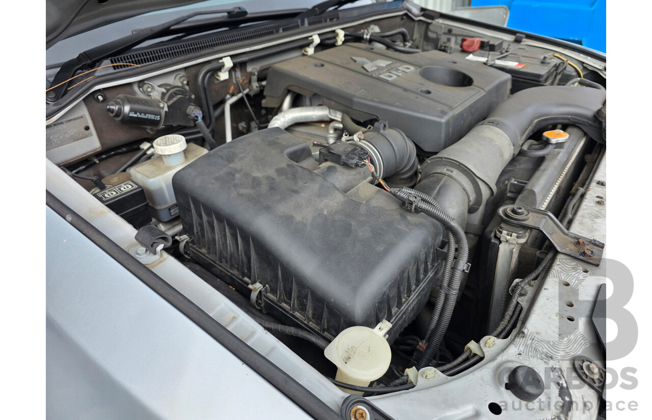 6/2009 Mitsubishi Pajero GLS LWB (4x4) NT 4d Wagon Silver Turbo Diesel 3.2L - 7 Seater