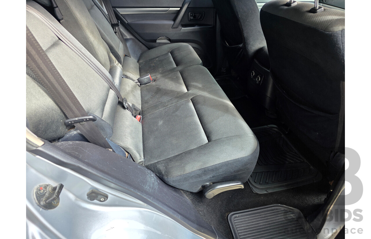6/2009 Mitsubishi Pajero GLS LWB (4x4) NT 4d Wagon Silver Turbo Diesel 3.2L - 7 Seats