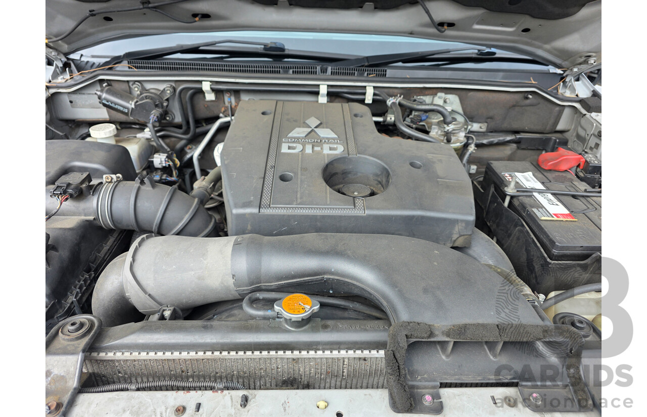 6/2009 Mitsubishi Pajero GLS LWB (4x4) NT 4d Wagon Silver Turbo Diesel 3.2L - 7 Seats