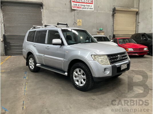 6/2009 Mitsubishi Pajero GLS LWB (4x4) NT 4d Wagon Silver Turbo Diesel 3.2L - 7 Seater