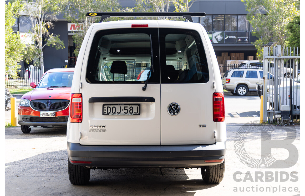04/2017 Volkswagen Caddy TSI160 Runner (FWD) 2K MY17.5 3d Van Candy White Turbo 1.2L