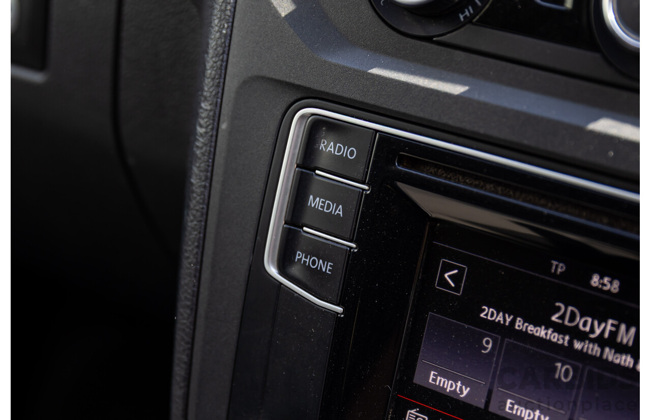 04/2017 Volkswagen Caddy TSI160 Runner (FWD) 2K MY17.5 3d Van Candy White Turbo 1.2L