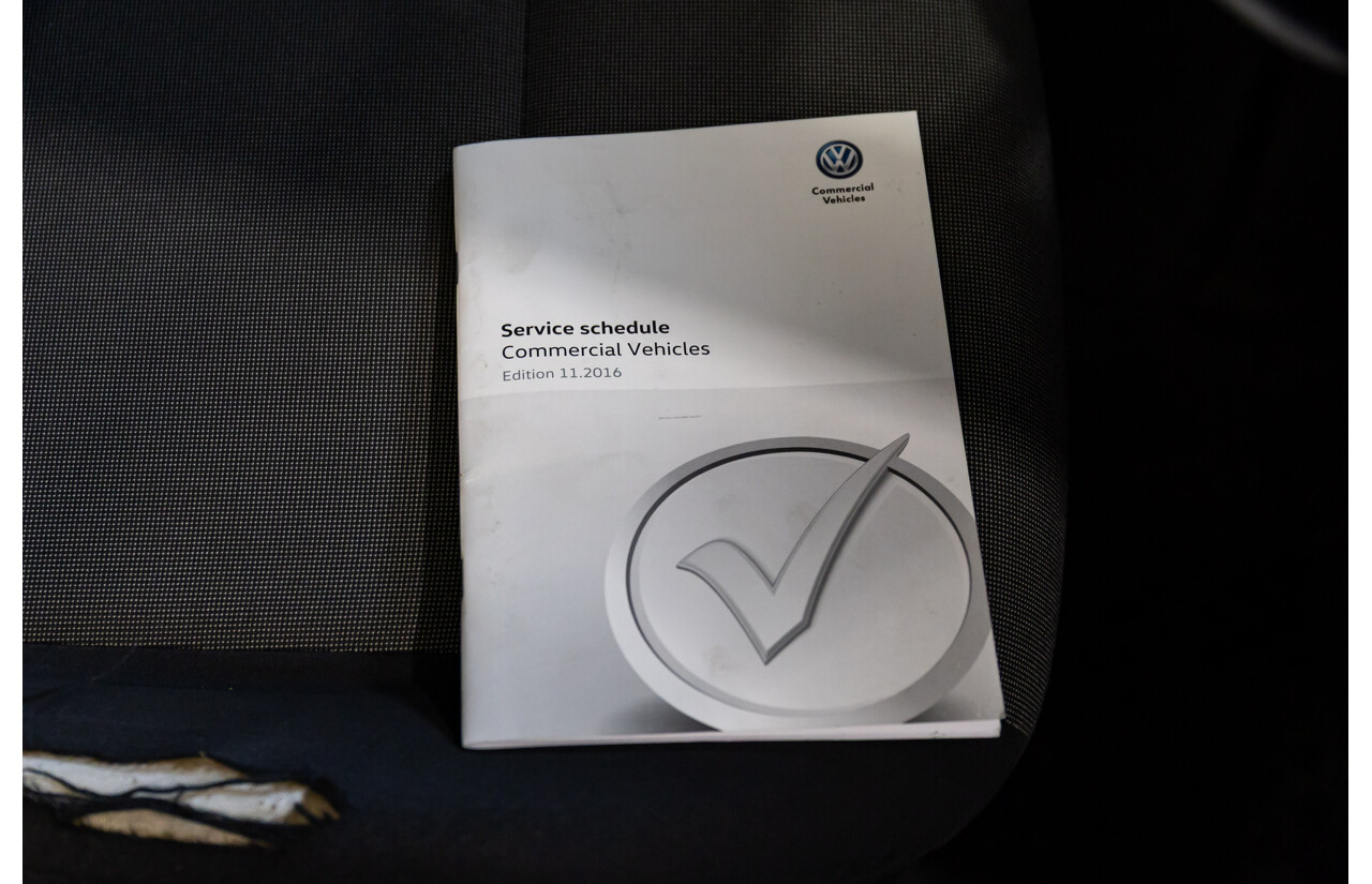 04/2017 Volkswagen Caddy TSI160 Runner (FWD) 2K MY17.5 3d Van Candy White Turbo 1.2L