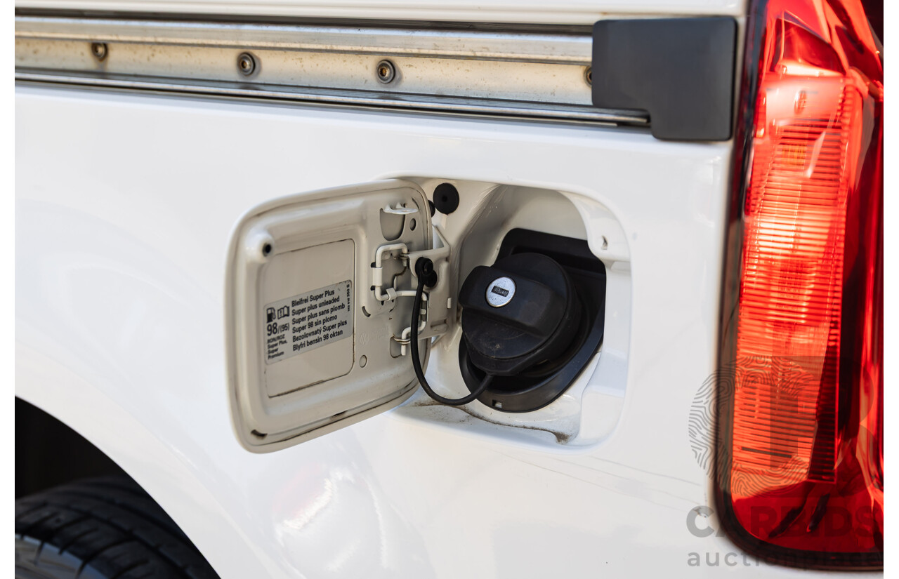 04/2017 Volkswagen Caddy TSI160 Runner (FWD) 2K MY17.5 3d Van Candy White Turbo 1.2L