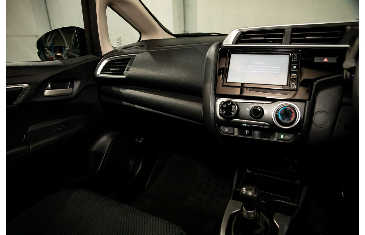 02/2019 Honda Jazz VTi (FWD) GK MY19 5D Hatchback Black 1.5L