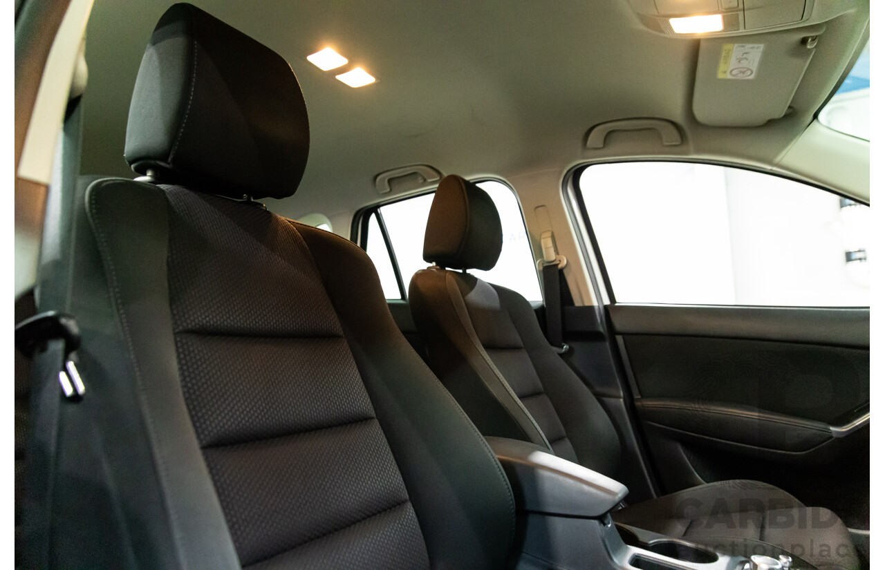 11/2015 Mazda CX-5 Maxx Sport (AWD) MY15 4d Wagon White 2.2L