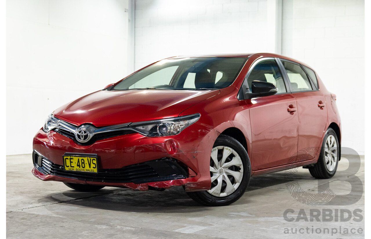 07/2015 Toyota Corolla Ascent (FWD) ZRE182R MY15 5d Hatchback Barcelona Red Metallic 1.8L