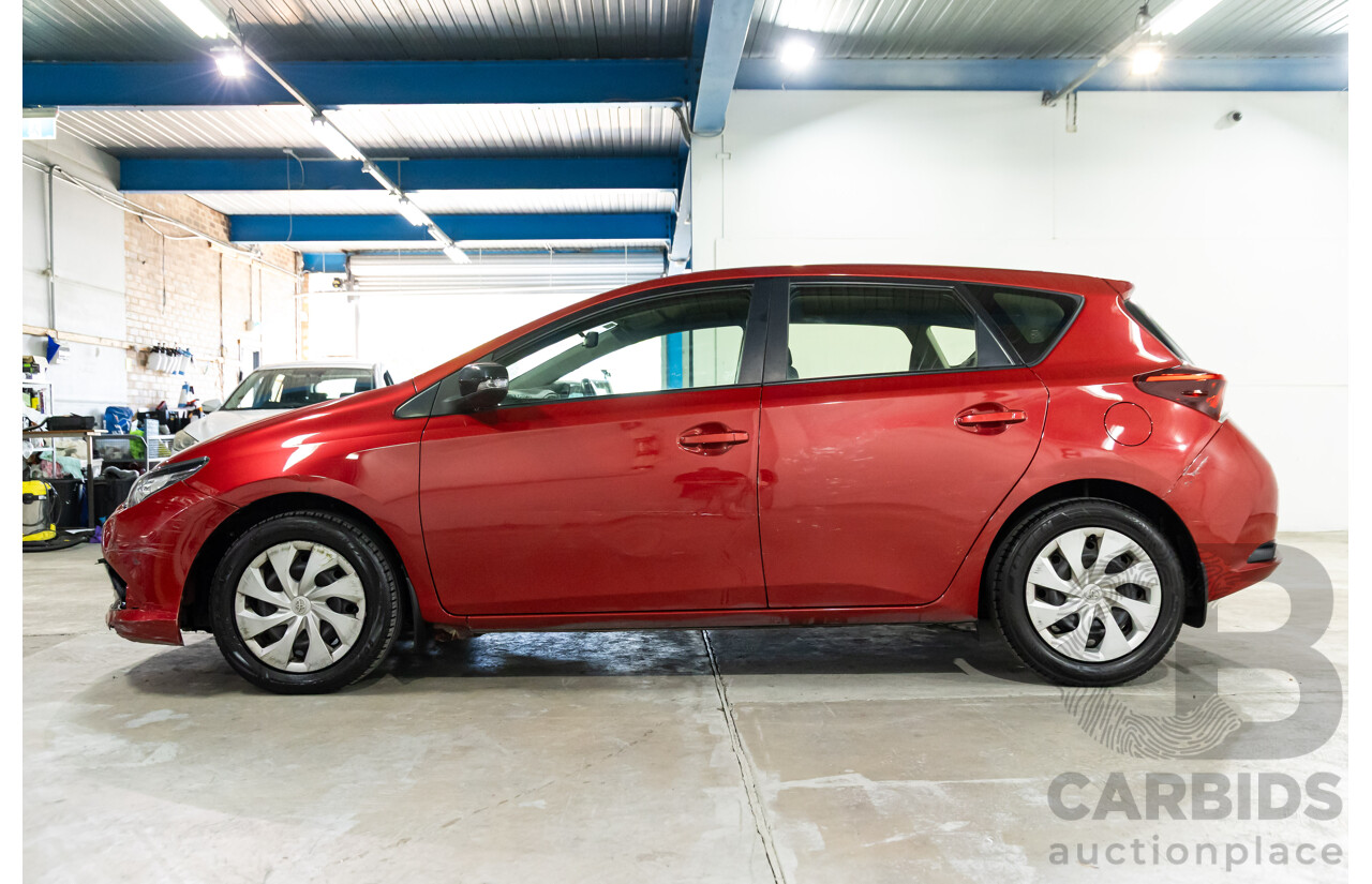 07/2015 Toyota Corolla Ascent (FWD) ZRE182R MY15 5d Hatchback Barcelona Red Metallic 1.8L