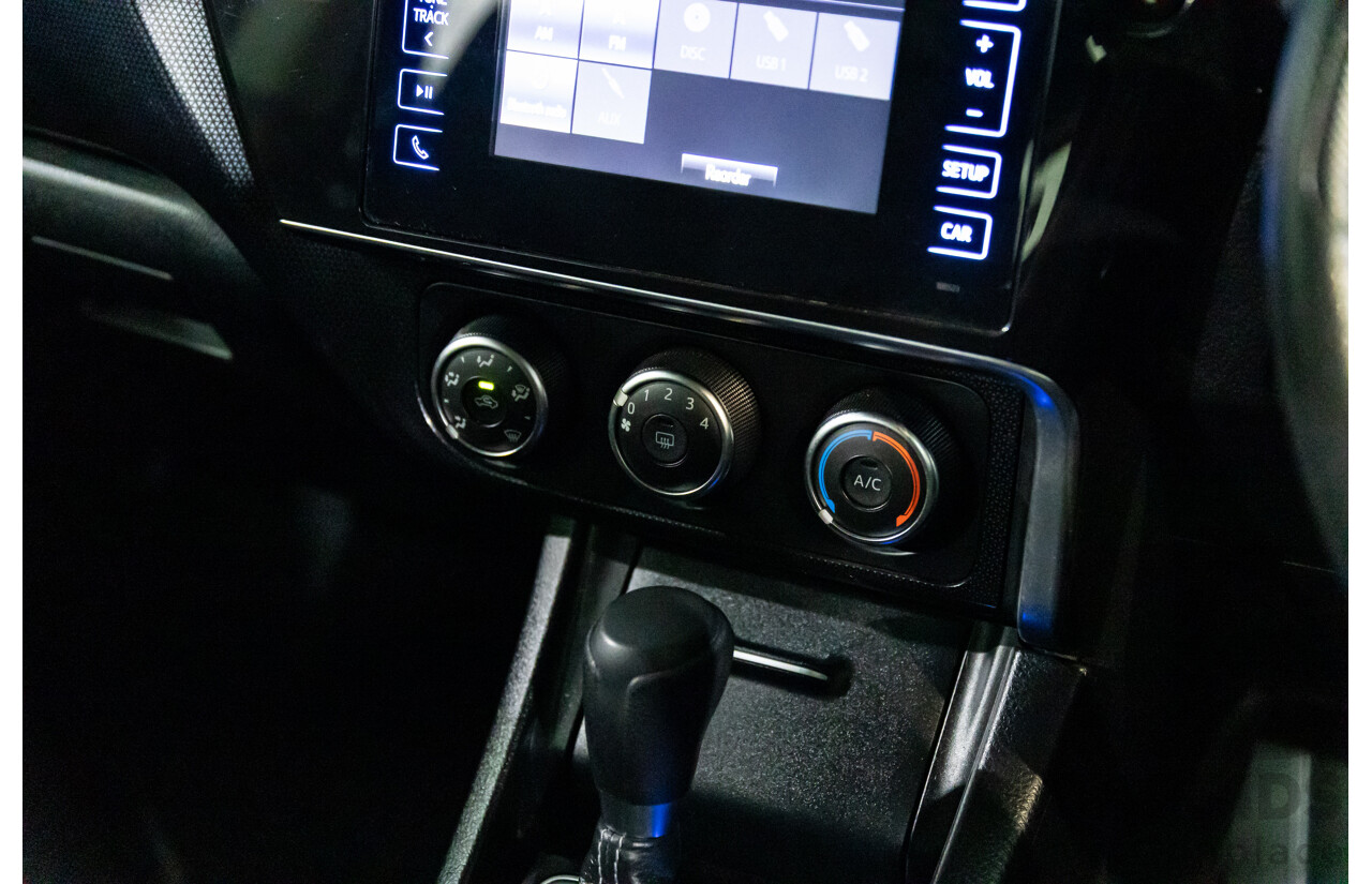 07/2015 Toyota Corolla Ascent (FWD) ZRE182R MY15 5d Hatchback Barcelona Red Metallic 1.8L