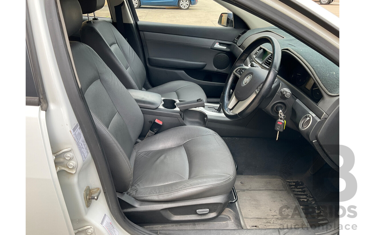 6/2010 Holden Commodore International VE MY10 4d Sedan Heron White V6 3.0L