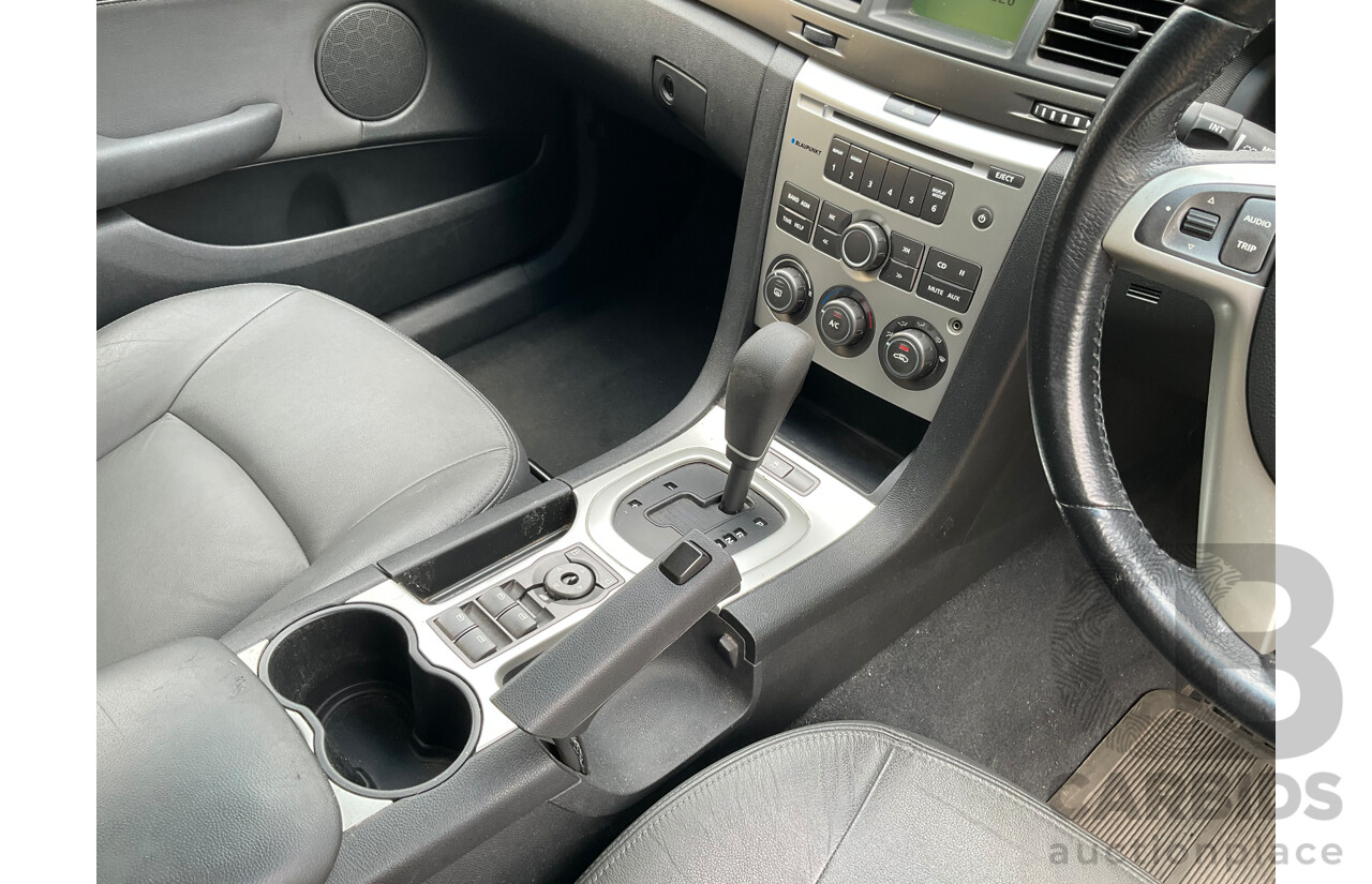 6/2010 Holden Commodore International VE MY10 4d Sedan Heron White V6 3.0L