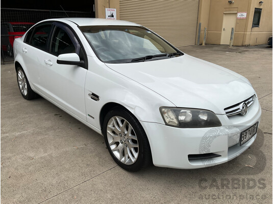 6/2010 Holden Commodore International VE MY10 4d Sedan Heron White V6 3.0L