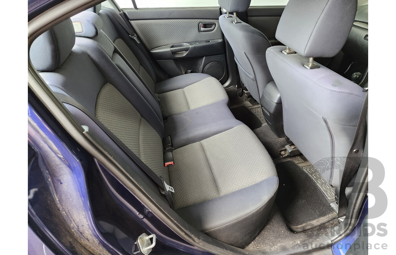 5/2005 Mazda Mazda3 MAXX BK 4d Sedan Blue 2.0L